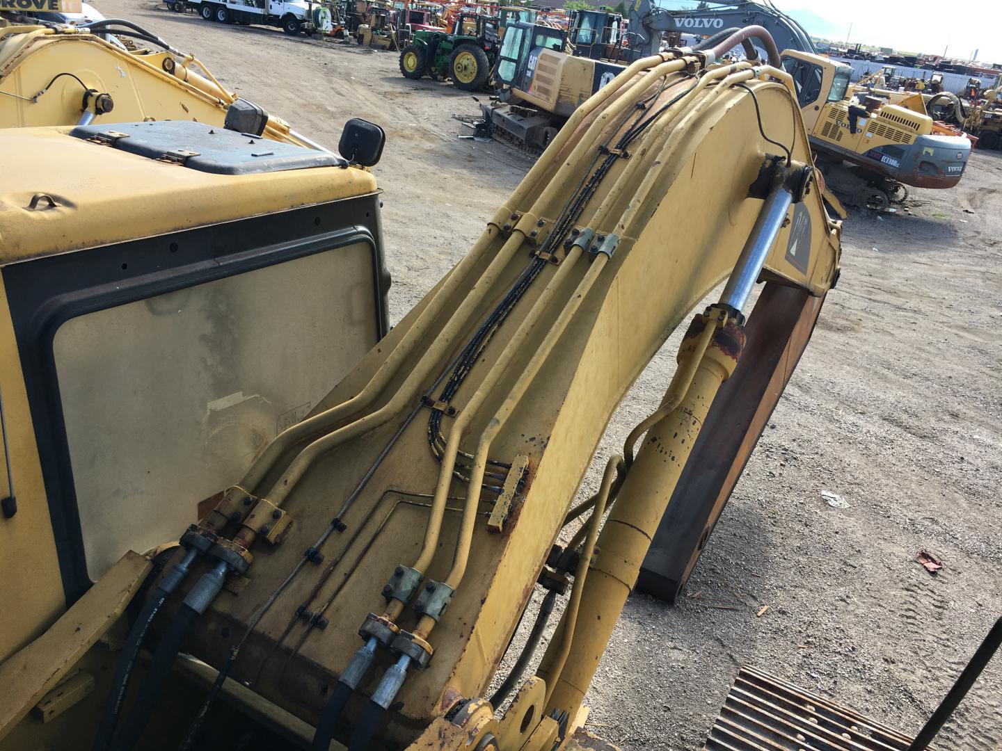 ./imagenes/INVOICE/2019/16870/EXCAVADORA CAT 330L PARA PARTES (47).JPG